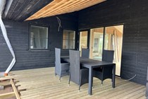 Sommerhus i Høl, ombygning og tilbygning